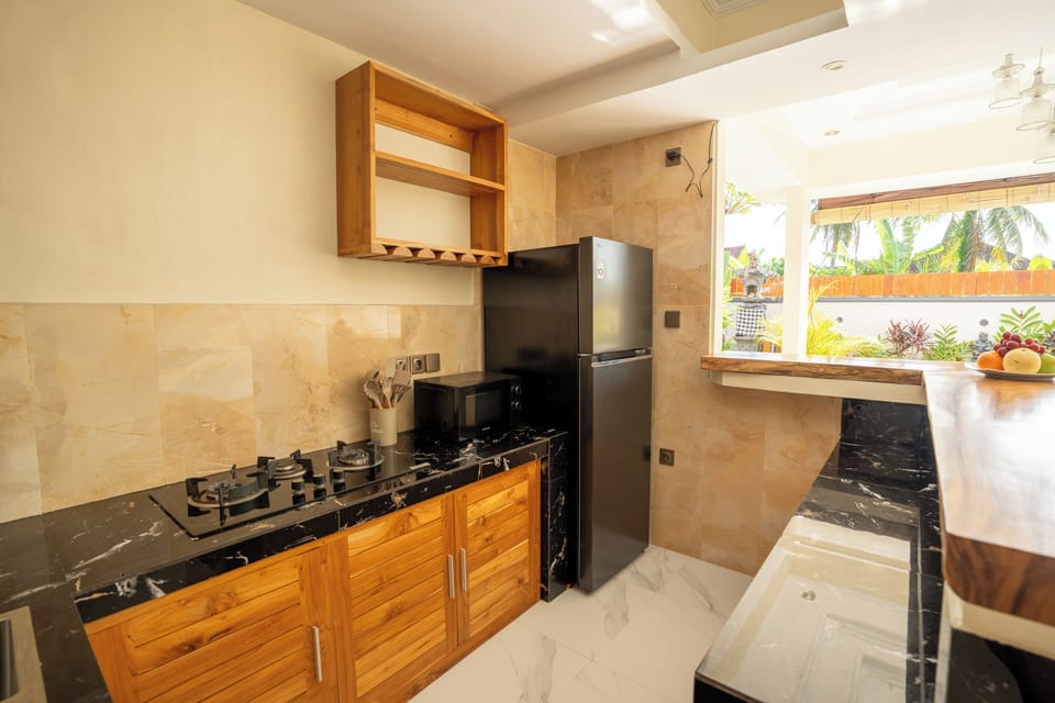 Deluxe Villa, 3 Bedrooms, Pool View | Private kitchen | Electric kettle