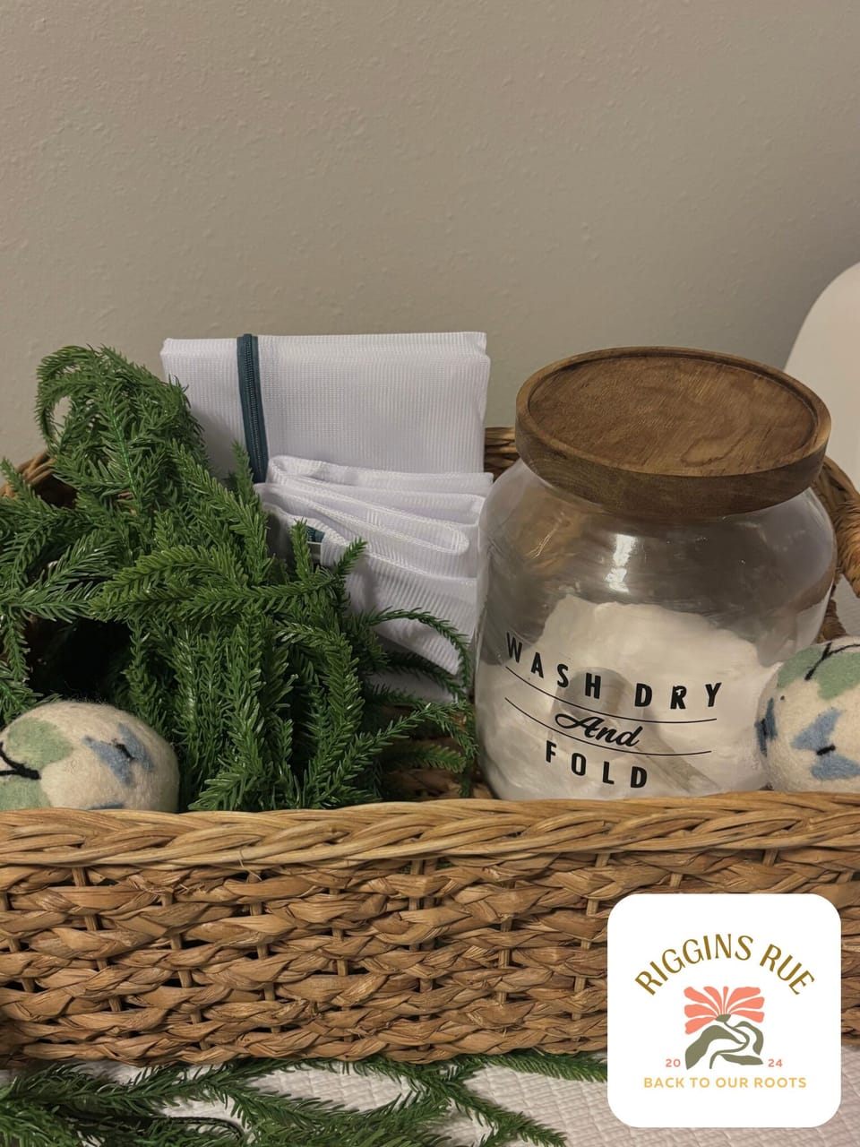 We provide Riggins Rue laundry detergent for all of our guests to use!