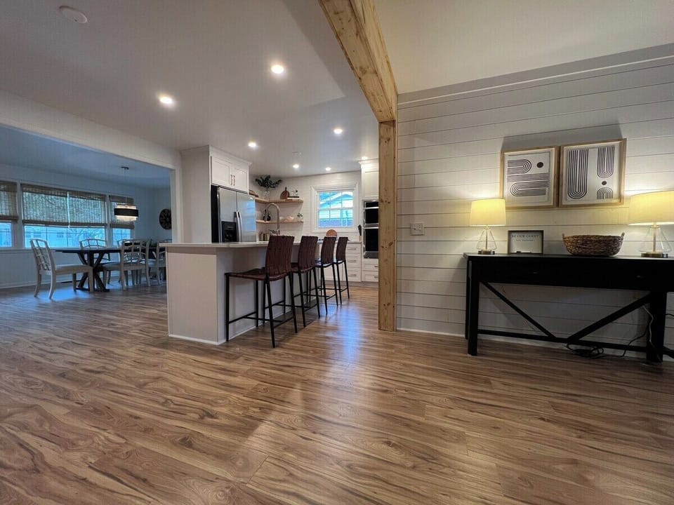Charleston Charmer | 4 Beds! | 15 Min to Downtown