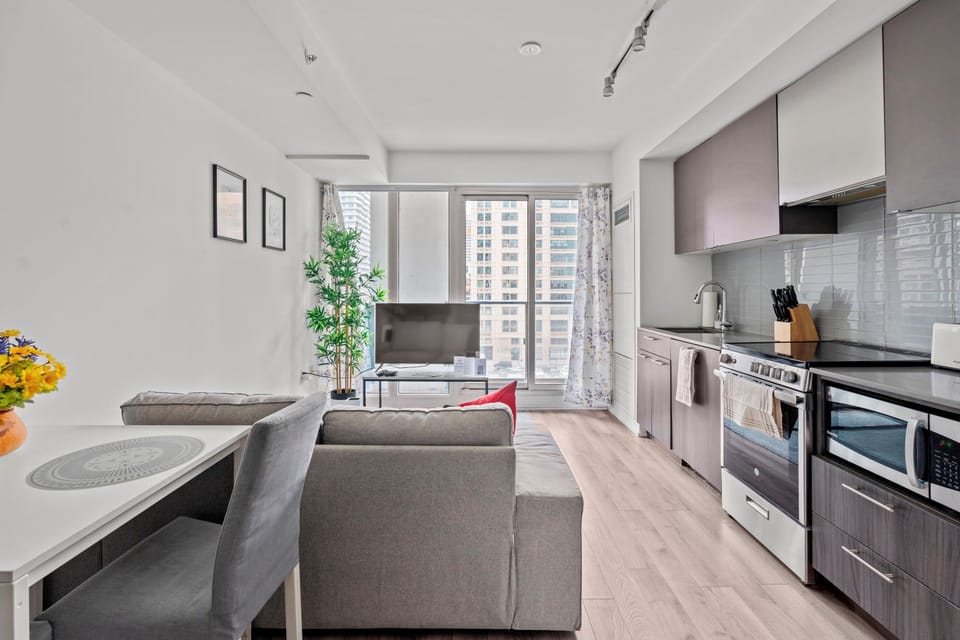 Junior Apartment, 1 Bedroom, Balcony, City View | Private kitchen | Full-size fridge, microwave, stovetop, dishwasher