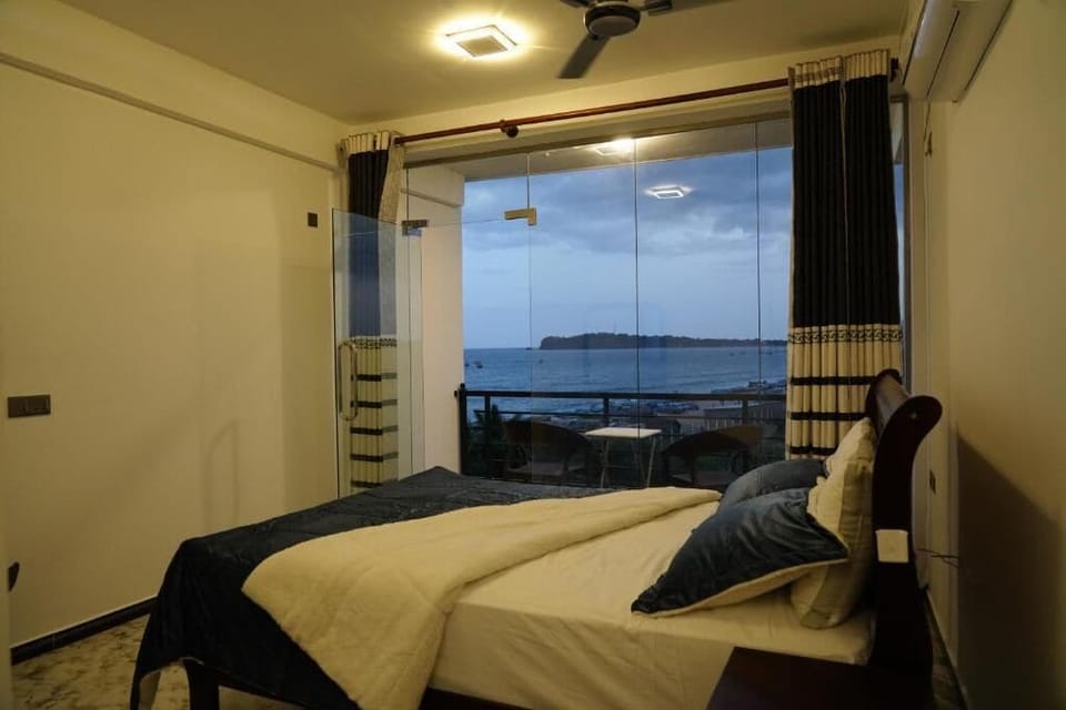 Deluxe Double Room, Balcony, Ocean View | Laptop workspace, free WiFi
