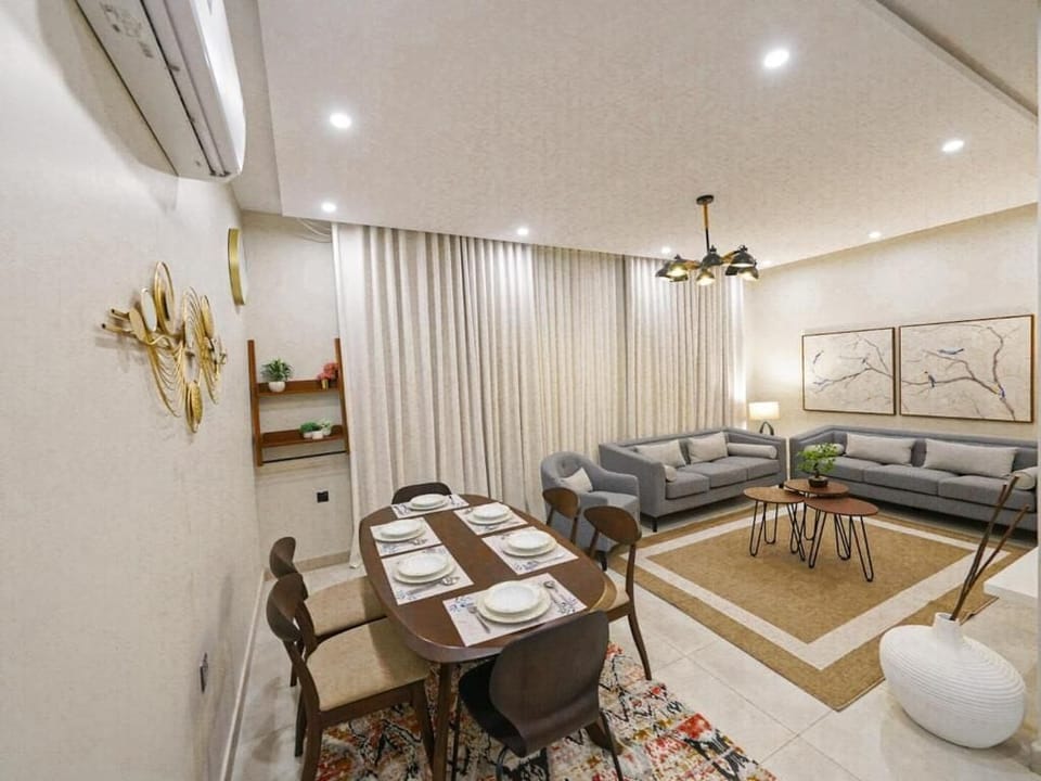 Executive Apartment, 3 Bedrooms | Interior