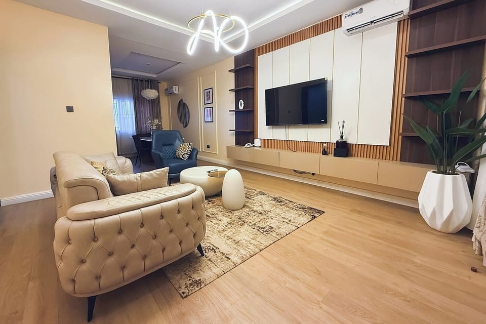 Family Apartment, Balcony, City View | Living area