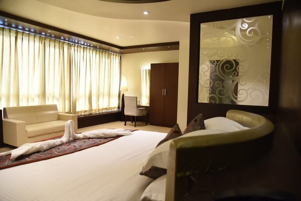 Standard Villa | Blackout drapes, WiFi (free)