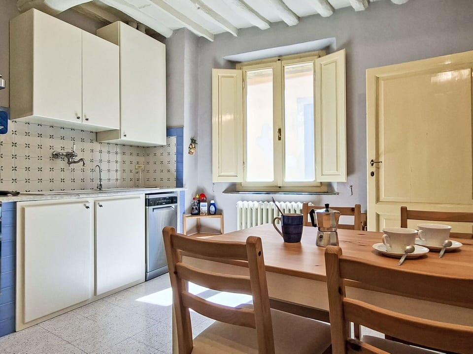 Furniture, Wood, Flooring, Interior Design, Major Appliance, Floor, Room, Kitchen Appliance, Ceiling, Kitchen