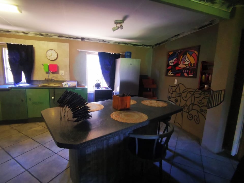House, 4 Bedrooms, Accessible, Smoking | Dining room