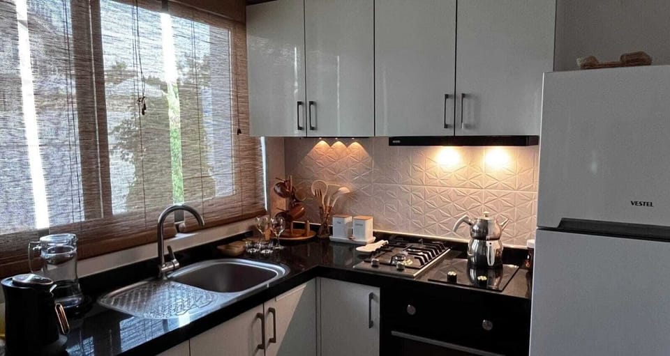 House, 1 Bedroom, Smoking, Balcony | Interior