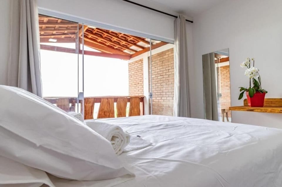 Desk, laptop workspace, free WiFi, bed sheets
