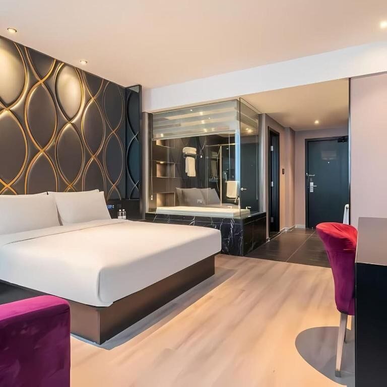 Superior Single Room | Down comforters, minibar (free items), in-room safe, desk