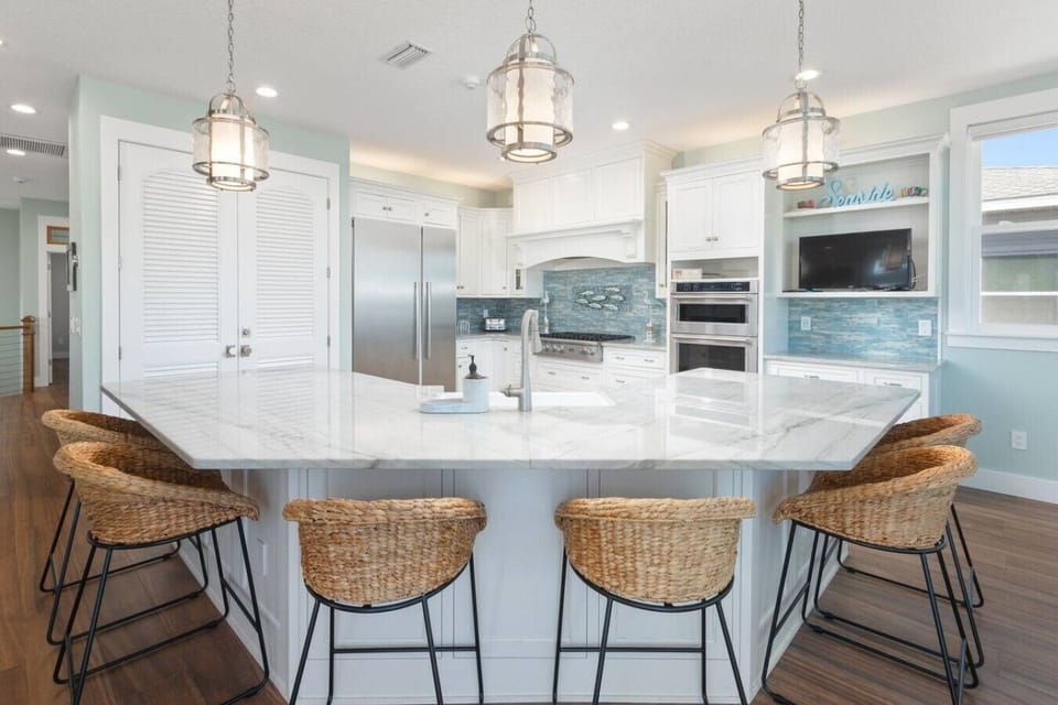 Coastal Comfort Starts in the Kitchen