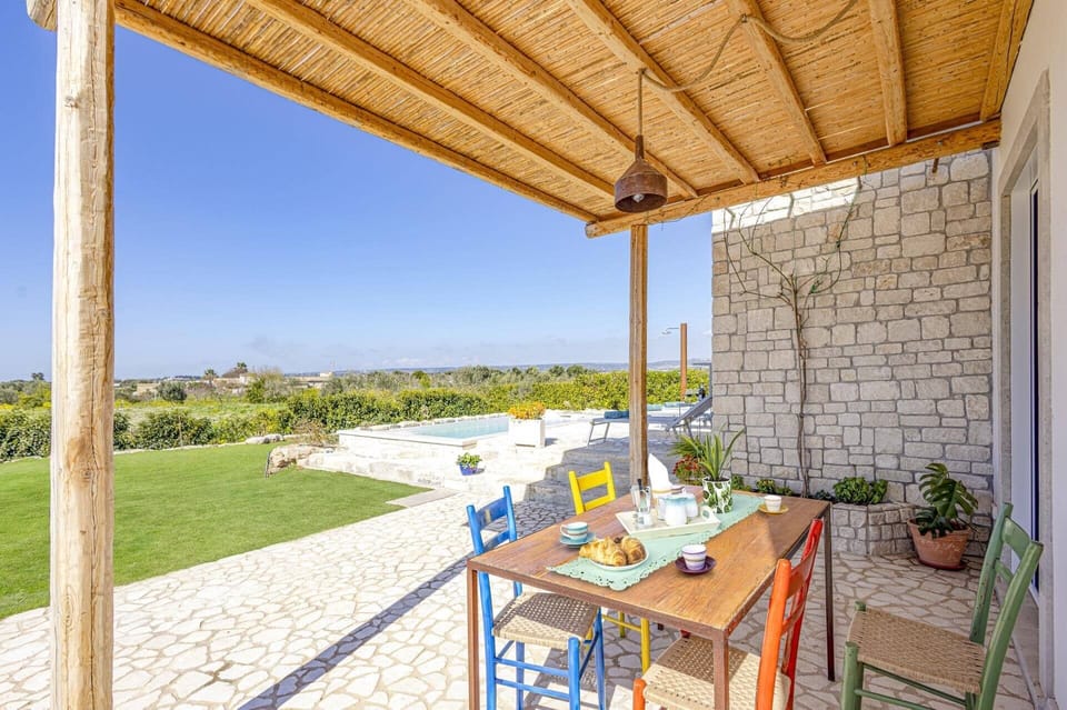 Villa Nina image