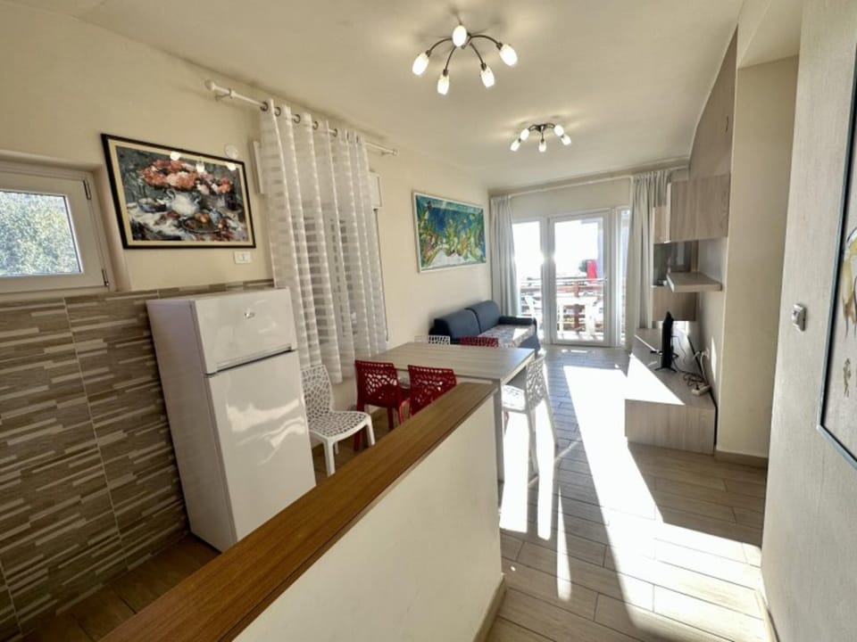 Apartment, 2 Bedrooms, Terrace, Ocean View | Interior