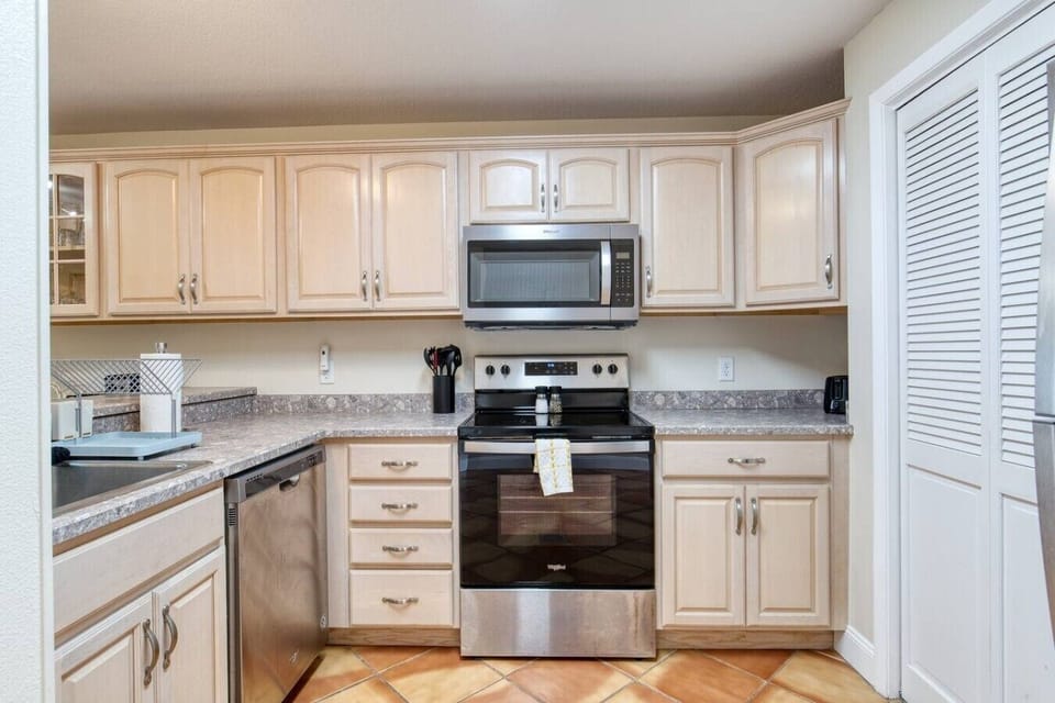 Ormond Beach Vacation Home Airbnb VRBO Pet Friendly