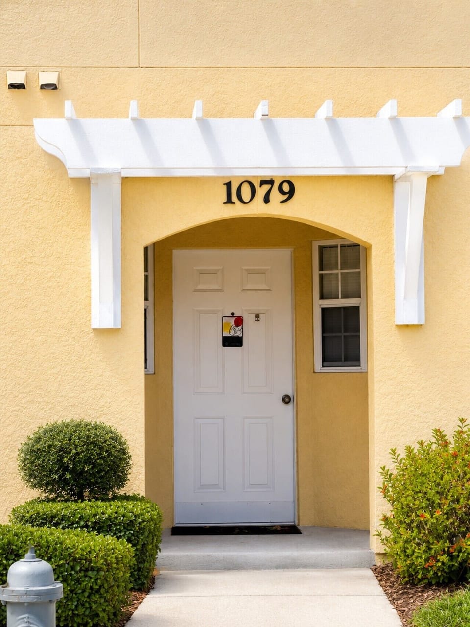 1079 PR building