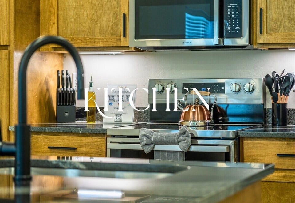 Fully stocked kitchen with everything you need to whip up meals or just heat up takeout in style.