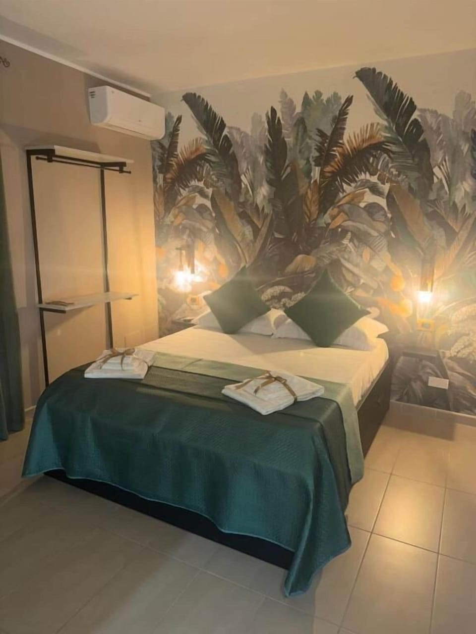 Double Room, Balcony | Free WiFi