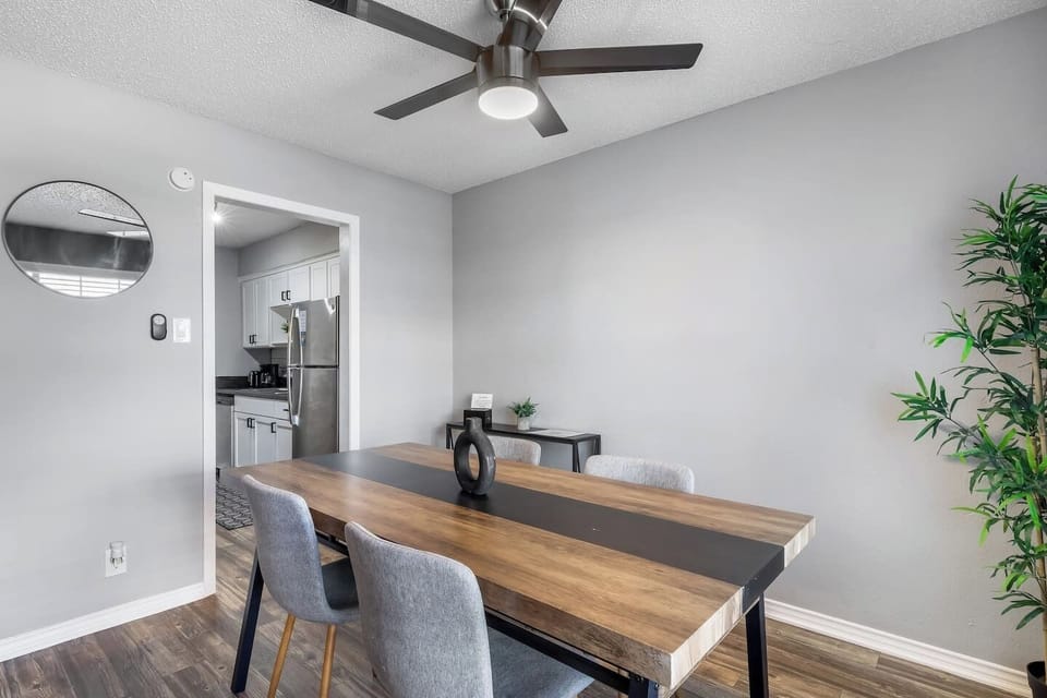 Bright and cozy dining space ideal for meals before heading to AT&T Stadium or enjoying a relaxed dinner after events. Perfect for couples, families, or small groups.