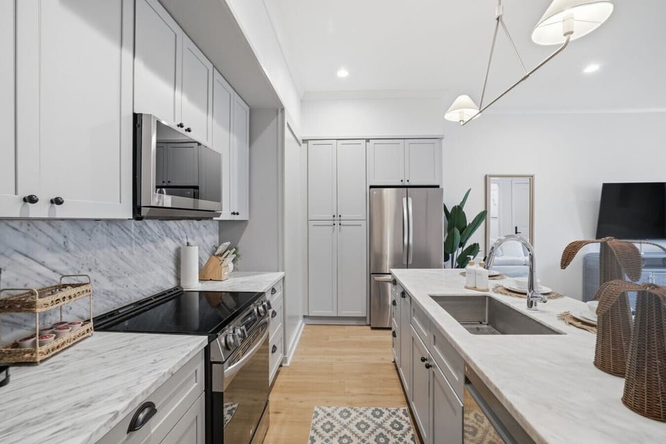 Full kitchen for easy meals