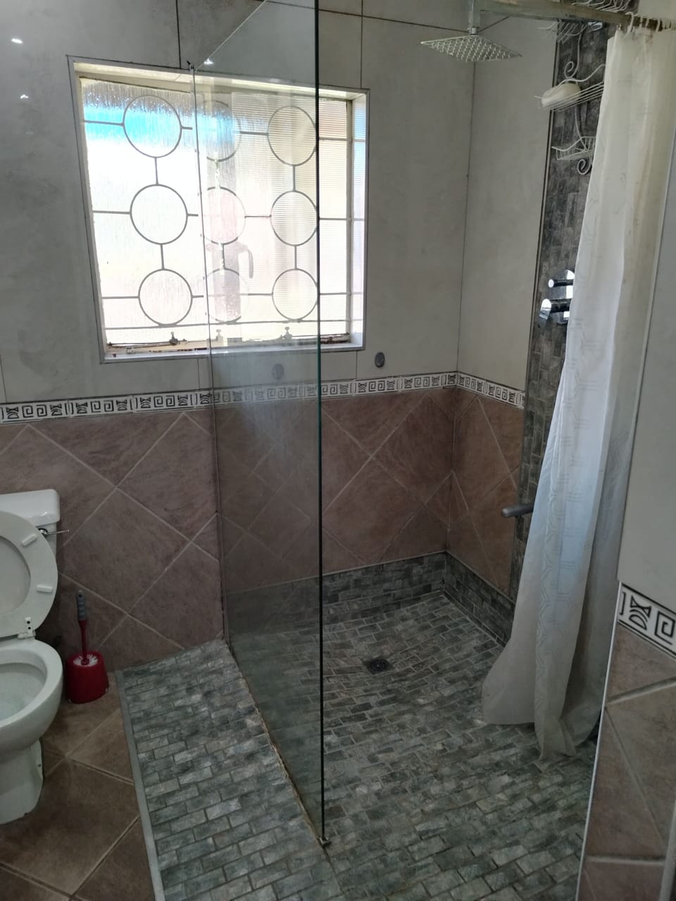 Standard Double Room | Bathroom