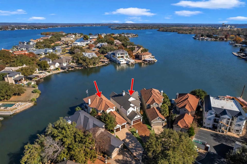 Perfect Luxury Homes 2518 & 2519 