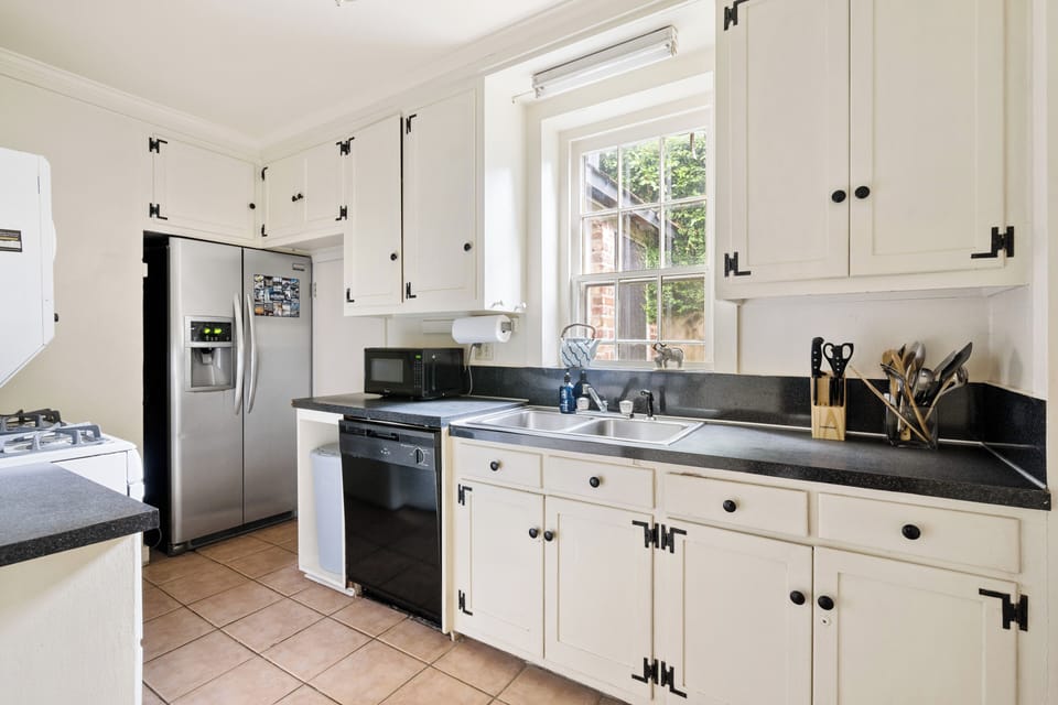 18th Century Charleston | Church St Kitchen House