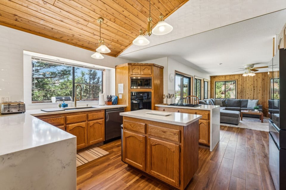 Spacious Kitchen with Island and Mountain Views