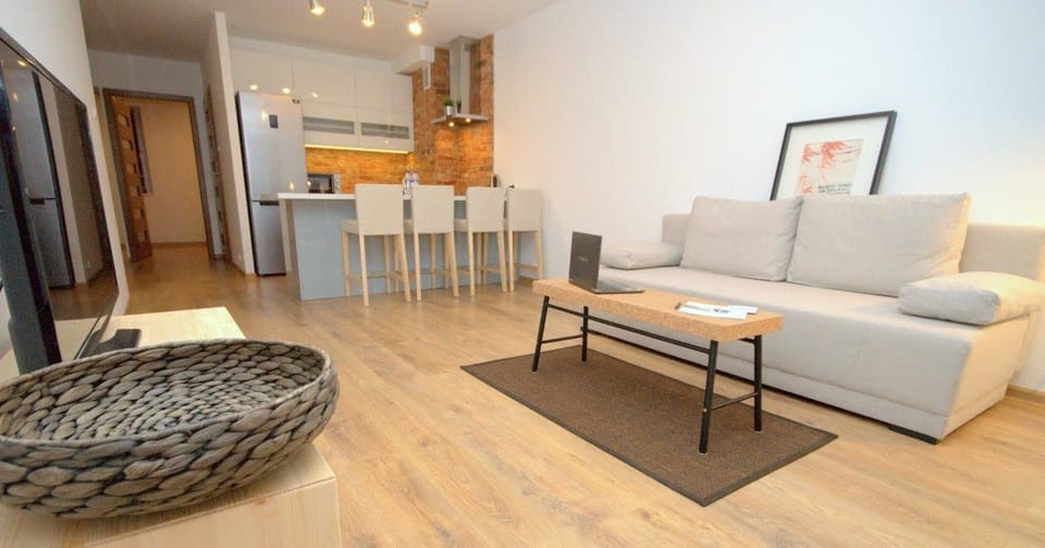 Apartment, 1 Bedroom, Terrace (Moraine Hill) | Living area | TV