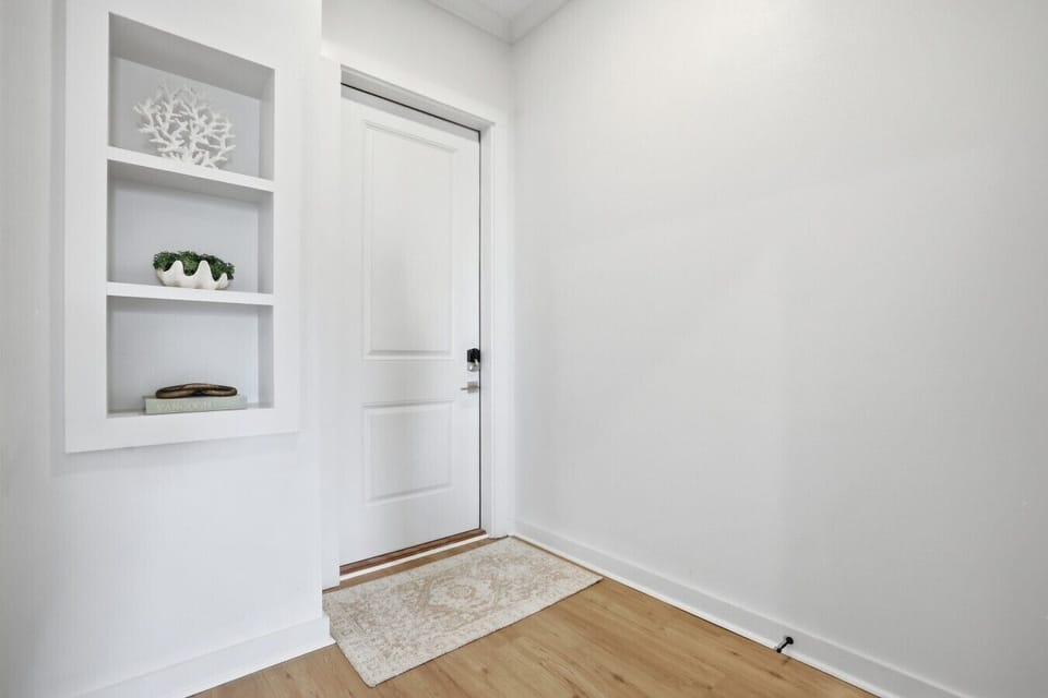 Easy entry into your beach town retreat