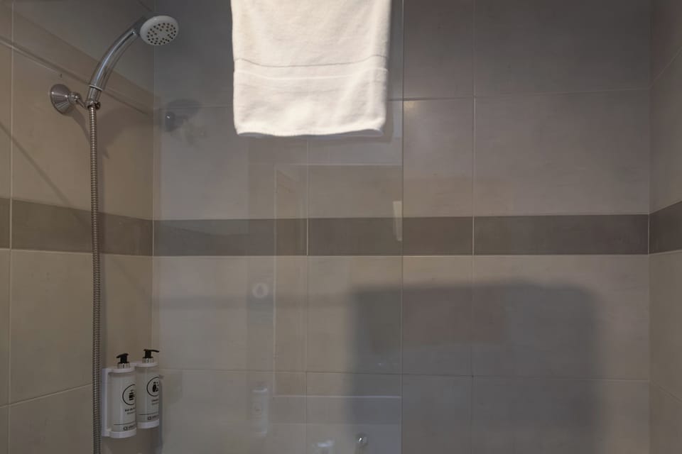 Superior Double Room | Blackout drapes, free WiFi, bed sheets
