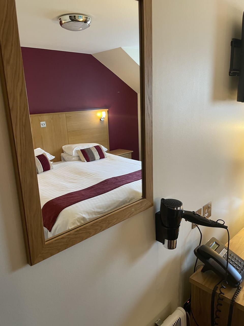 Double Room | Egyptian cotton sheets, minibar, in-room safe, desk
