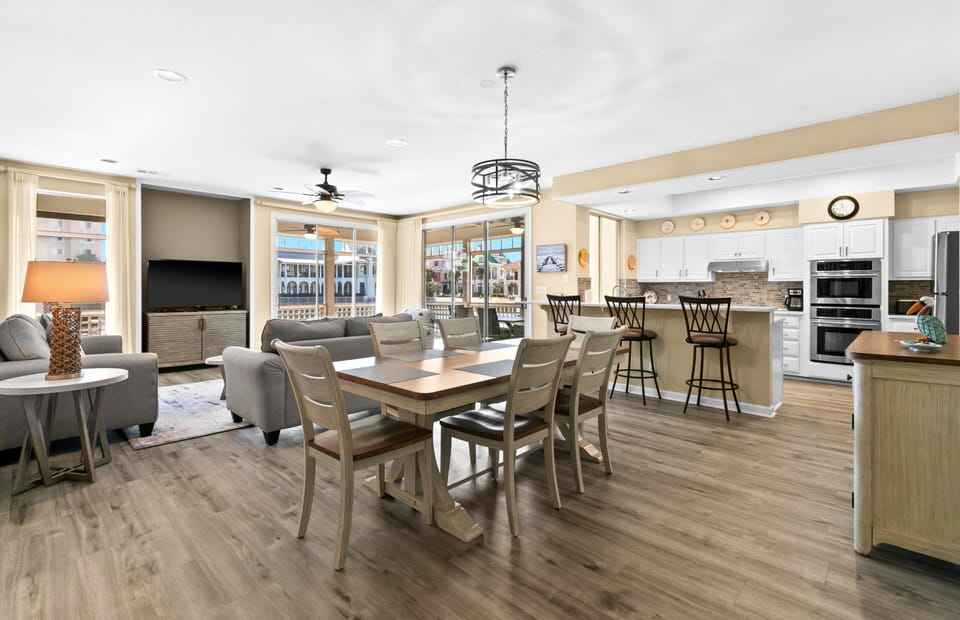 Condo, Multiple Beds (Hidden Dunes Beach Villa 32) | Interior