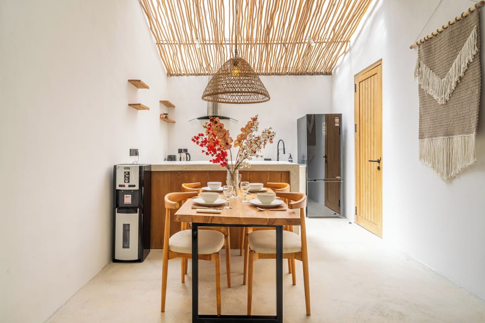 Luxury Villa, Pool View | Dining