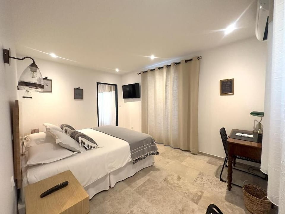 Villa, 1 Queen Bed, Private Pool | 2 bedrooms, premium bedding, Select Comfort beds, minibar