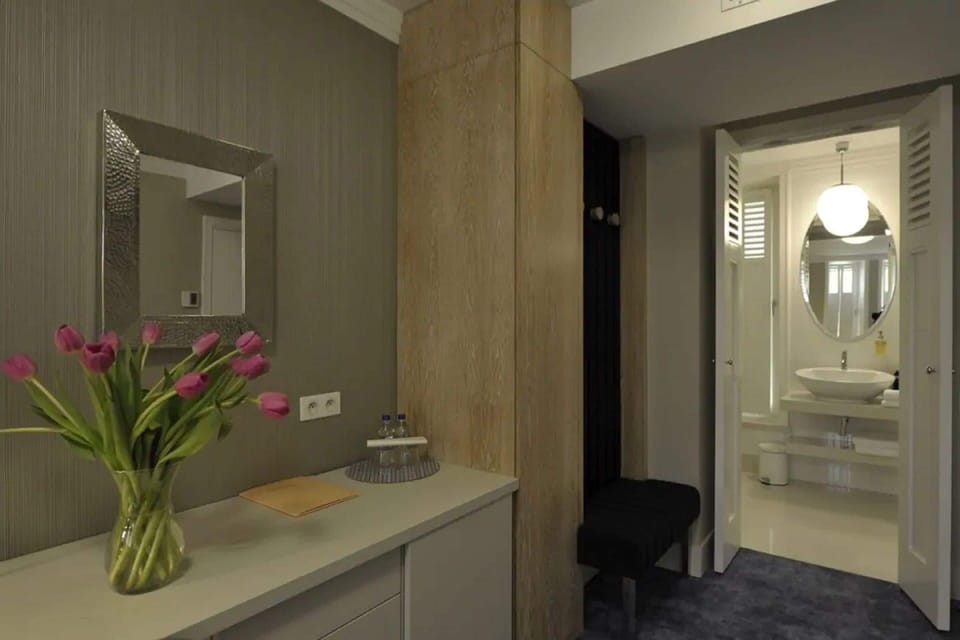 Double or Twin Room | Premium bedding, desk, iron/ironing board, free WiFi