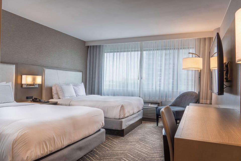 In-room safe, individually furnished, desk, laptop workspace
