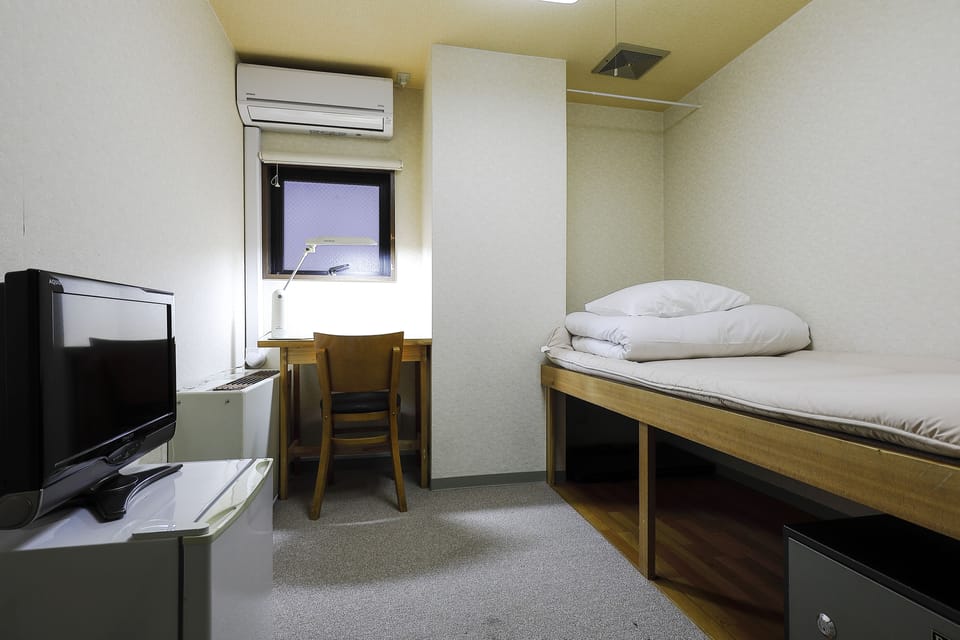 XXXSingle Room, Non Smoking, Shared Bathroom  | In-room safe, free WiFi, bed sheets