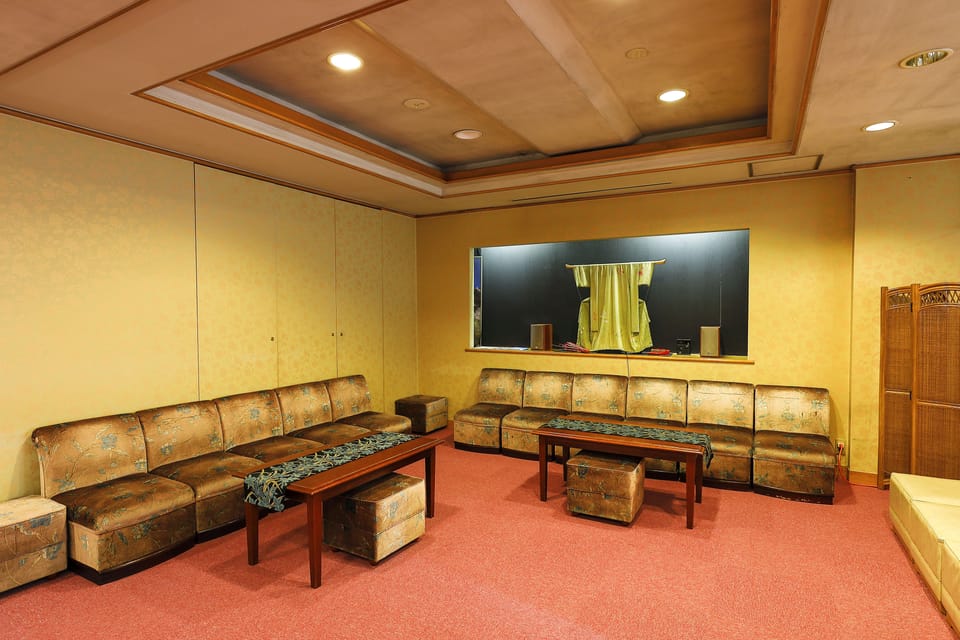 XXXSuperior Room (10tatami/shared bath) | In-room safe, free WiFi, bed sheets