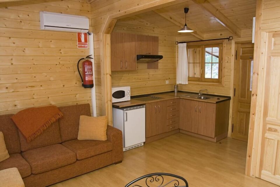 Standard Bungalow, 2 Bedrooms, Kitchen, Valley View | Living area | TV, DVD player