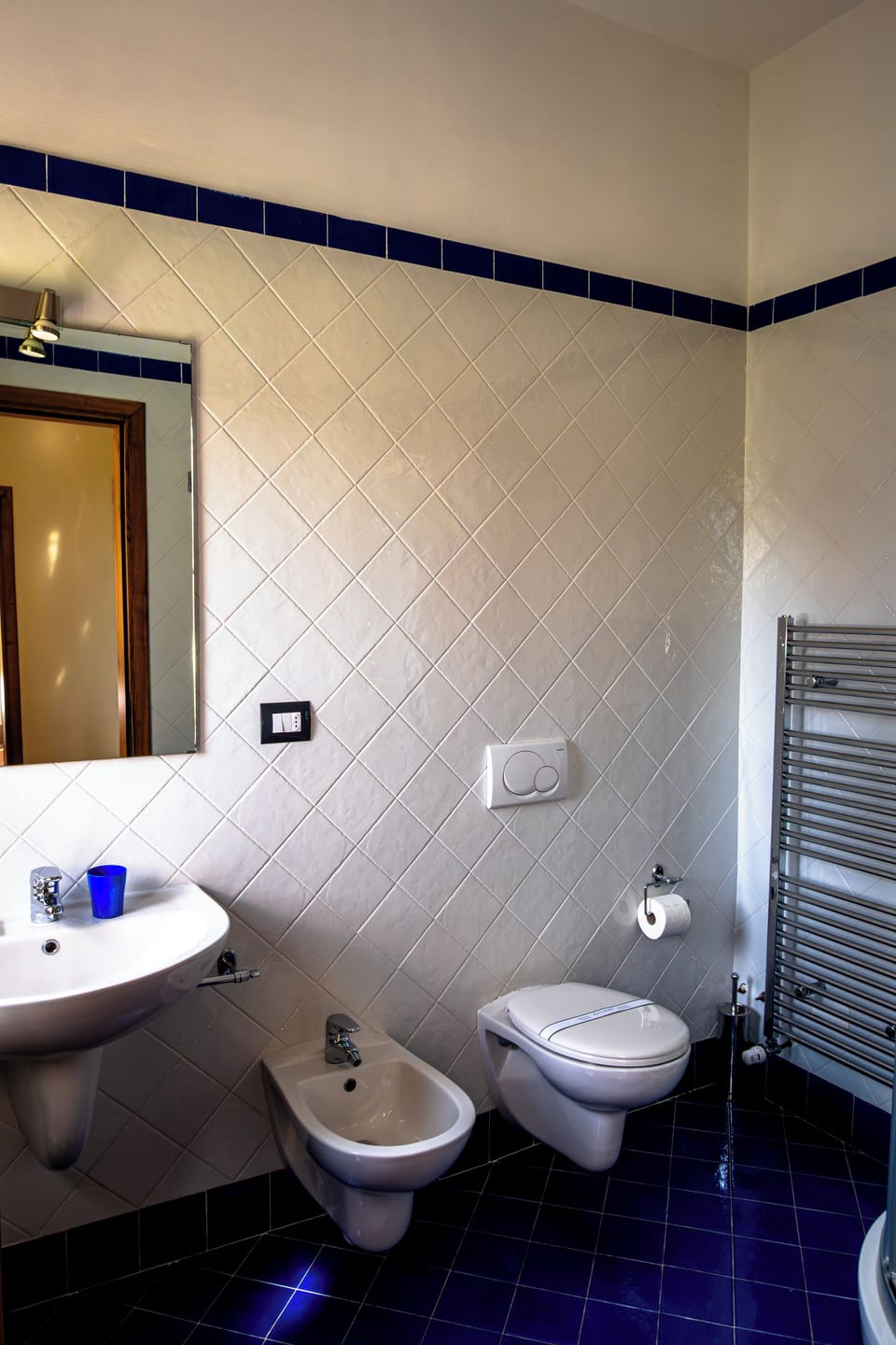 Quadruple Room | Bathroom | Hair dryer, bidet, towels