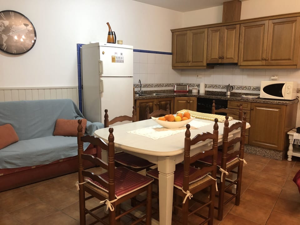 Romantic Studio, 1 Double Bed, Kitchen, Ground Floor | Premium bedding, down comforters, memory foam beds
