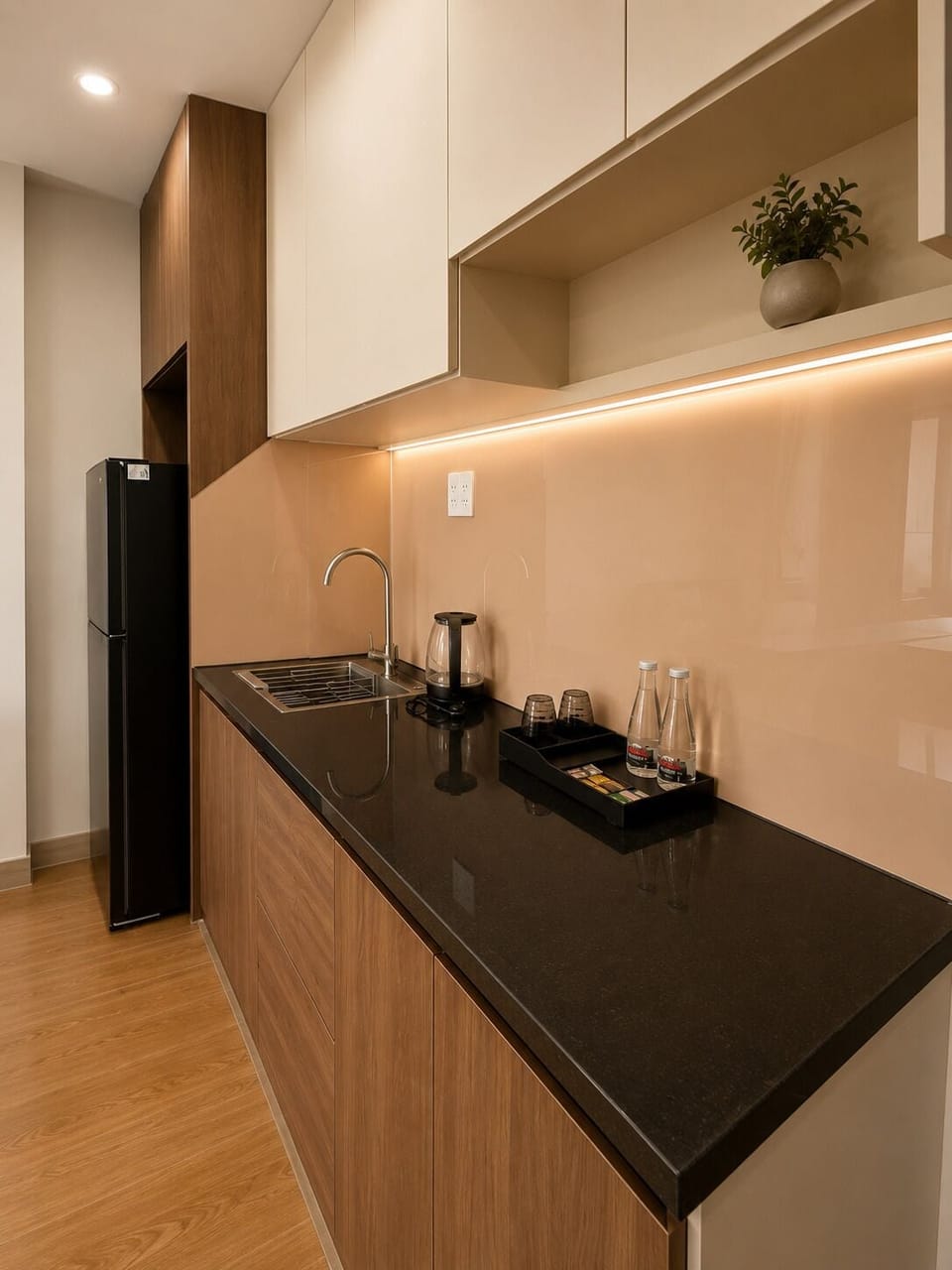 Luxury Double Room, City View | Private kitchen | Fridge