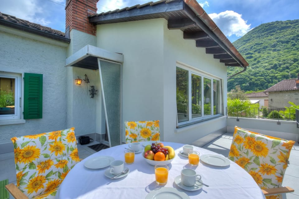 Standard Villa, 2 Bedrooms, 2 Bathrooms (Alfa Garden Villa With Private Pool) | Dining