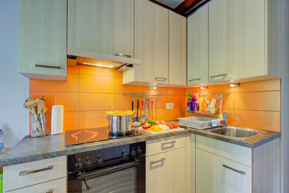 Standard Villa, 2 Bedrooms, 2 Bathrooms (Alfa Garden Villa With Private Pool) | Private kitchen