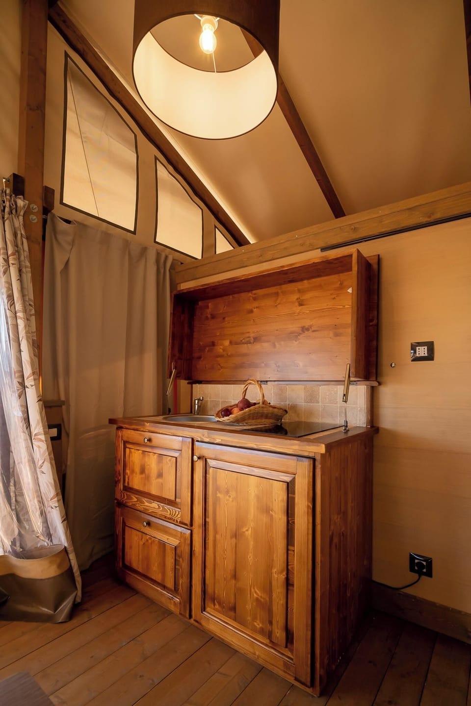 Luxury Double or Twin Room, Hill View | Interior