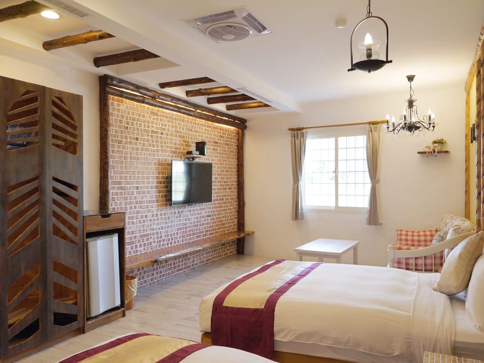 Club Quadruple Room | Rollaway beds, free WiFi
