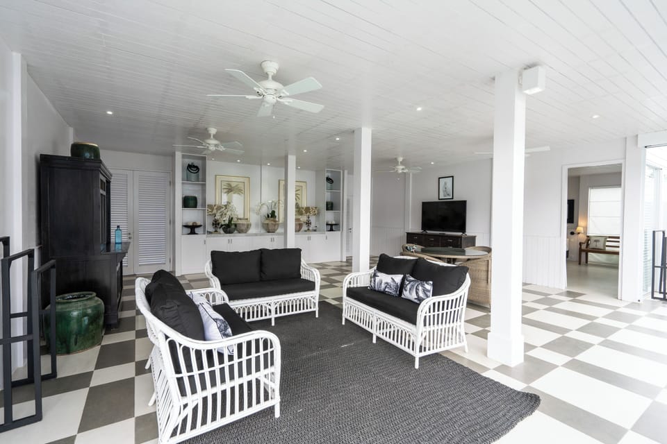 Family Villa, 2 Bedrooms, Pool View | Living area | TV