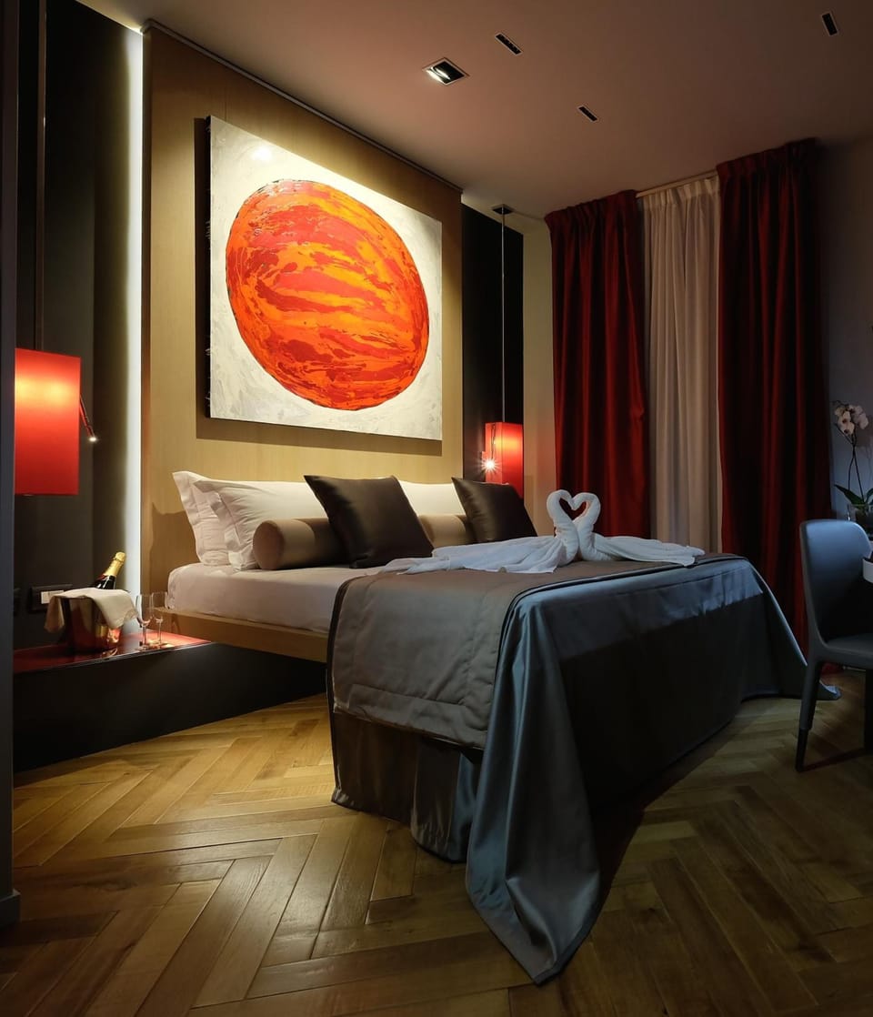 Minibar, in-room safe, desk, soundproofing