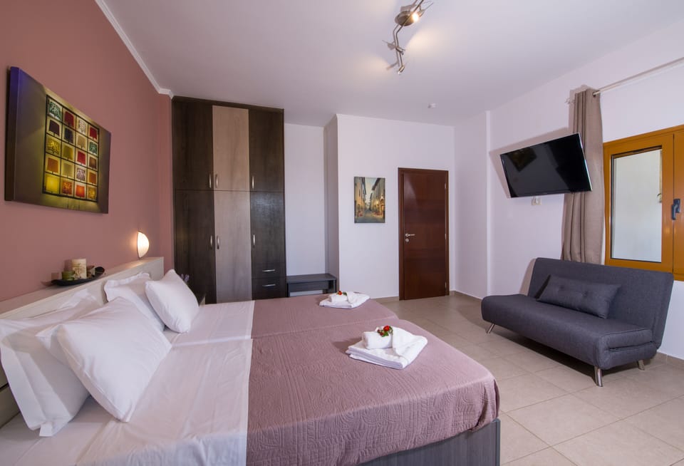Villa, 4 Bedrooms, Private Pool | 4 bedrooms, premium bedding, in-room safe, blackout drapes