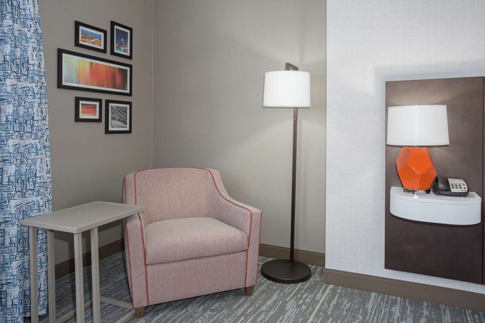Pillowtop beds, desk, laptop workspace, blackout drapes