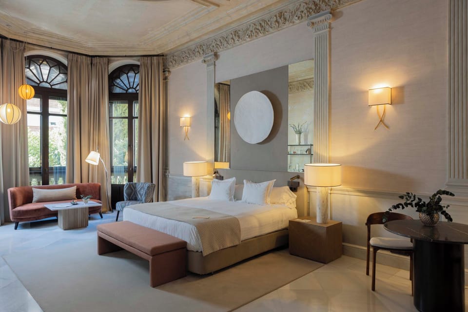 Junior Suite (Grand) | Egyptian cotton sheets, premium bedding, down comforters, in-room safe
